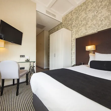 부티크 노팅 힐 4*