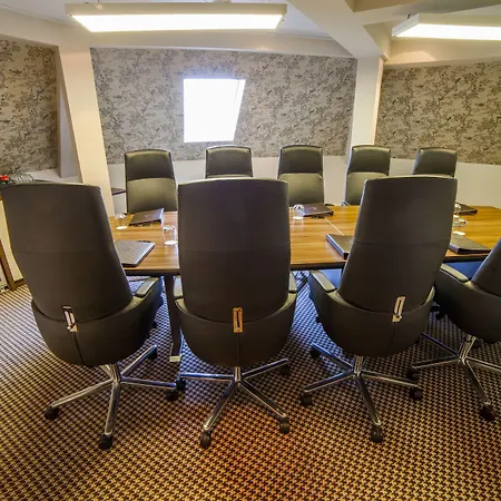 부티크 노팅 힐 4*