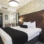 Отель Boutique Notting Hill 4*
