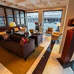 Отель Boutique Notting Hill 4*